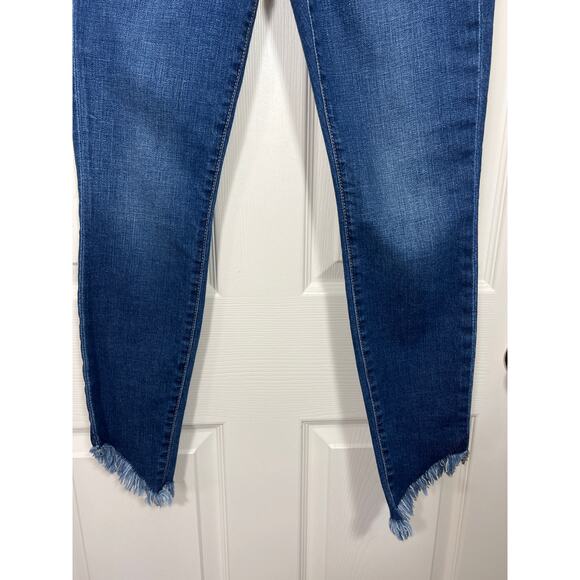 New Joe's Jeans The Icon Mid Rise Skinny Leg Angled Slanted Hem Jean in Joni 24 - Picture 3 of 7